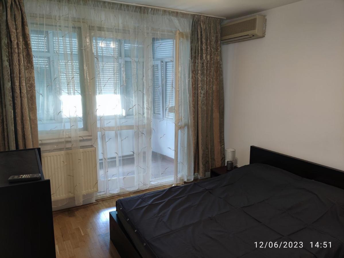 Fabian Central Apartment Bukarest Exterior foto