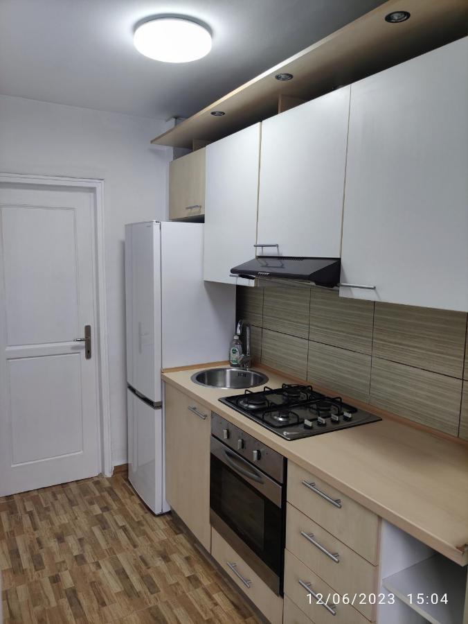 Fabian Central Apartment Bukarest Exterior foto